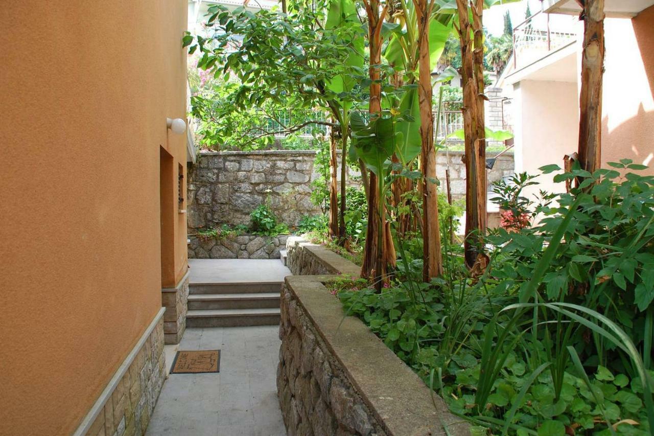Studio Apartman Ziganto Ičići Extérieur photo